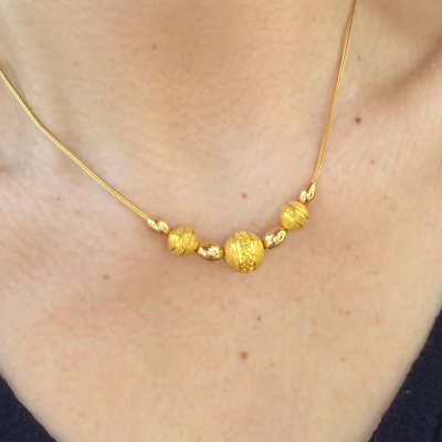 colar-esferas-ouro