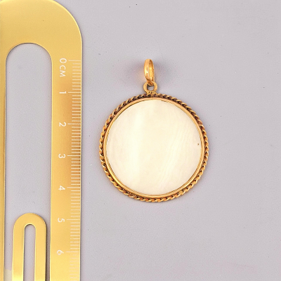 medalha-madrepérola-rendilhada