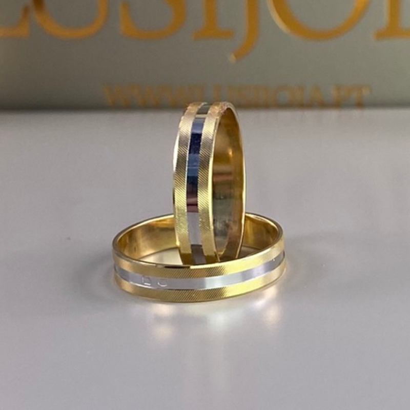 anéis casamento ouro