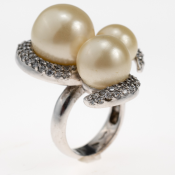 Pearl Flower Ring in 925 Silver with Zirconias