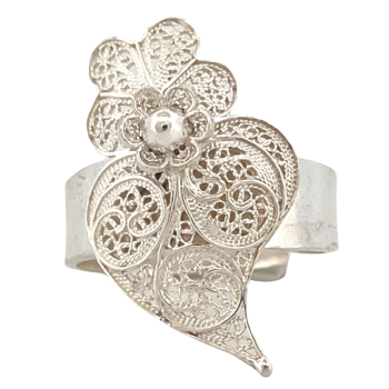 Viana Heart Ring 25mm...