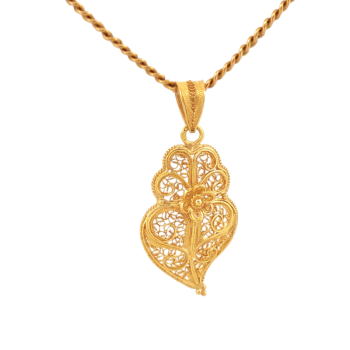 Heart of Viana Pendant 20...