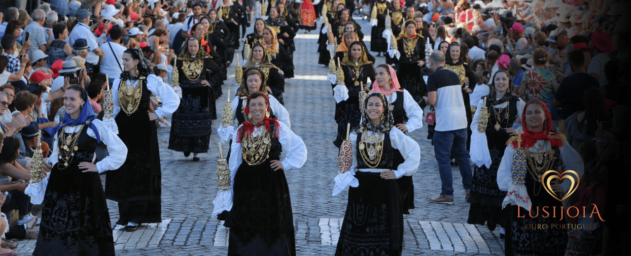 Parades and Processions: The Filigree in Movement