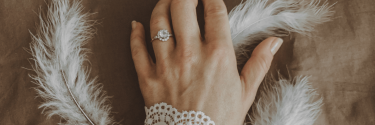 Essential Vintage Jewelry: A guide for collectors (and those who want to start)